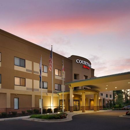 Courtyard By Marriott Waldorf Hotel Buitenkant foto