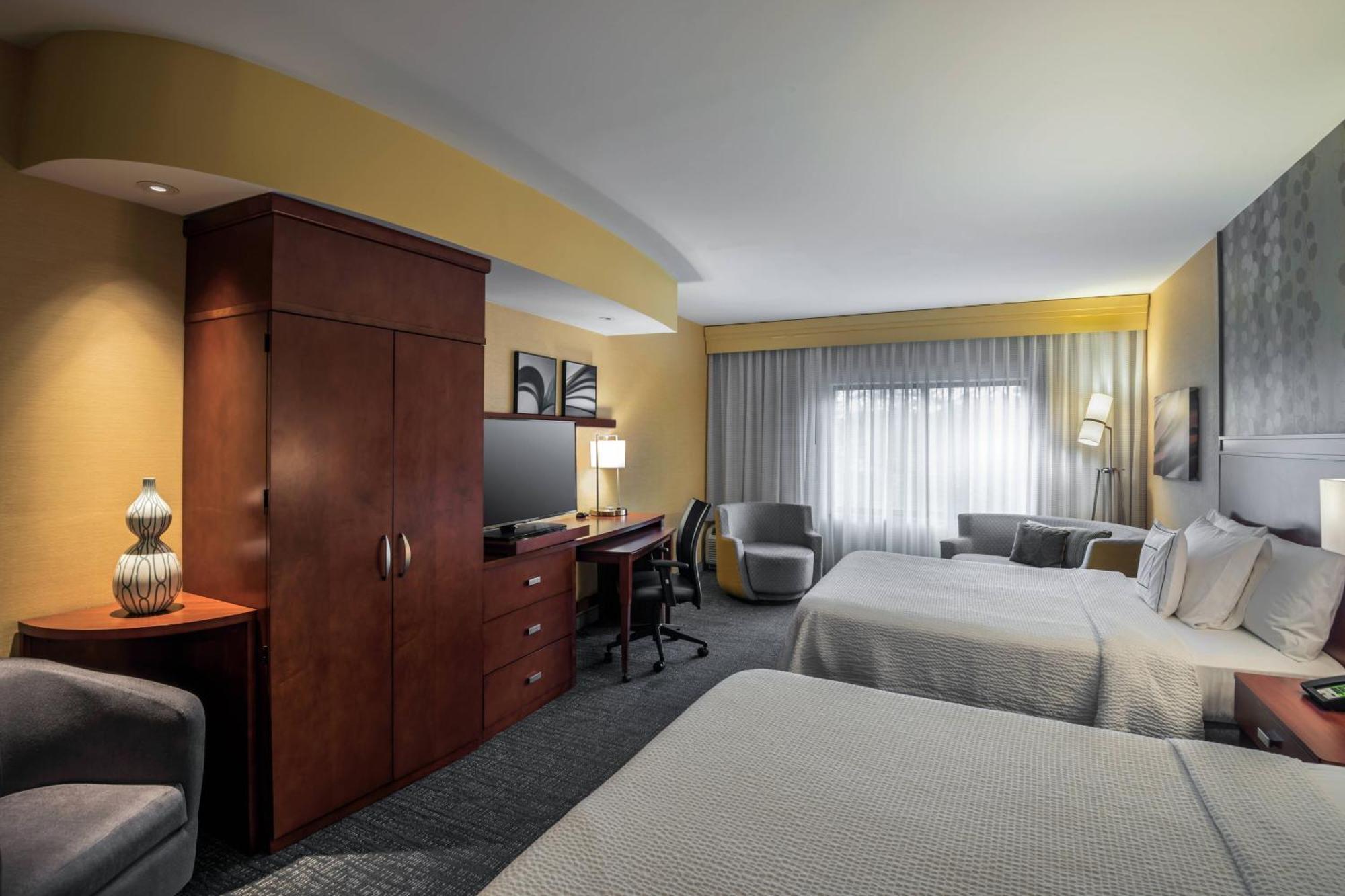 Courtyard By Marriott Waldorf Hotel Buitenkant foto